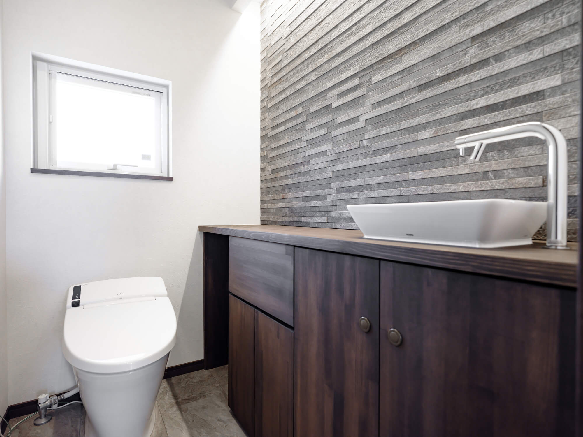 一括見積もりサイトを活用すると効率が上がる